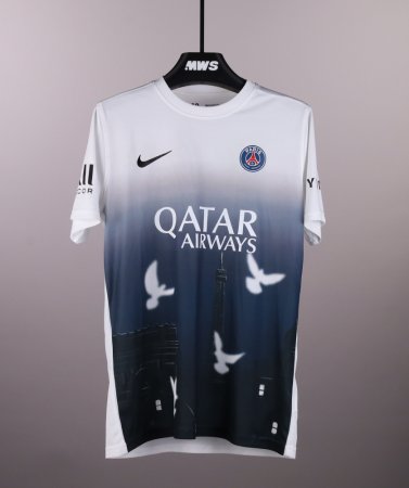 PSG x 3.Paradis Pre-Match Jersey 2025/26