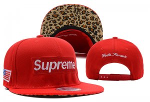 Snapback SUPREME [R. 3]